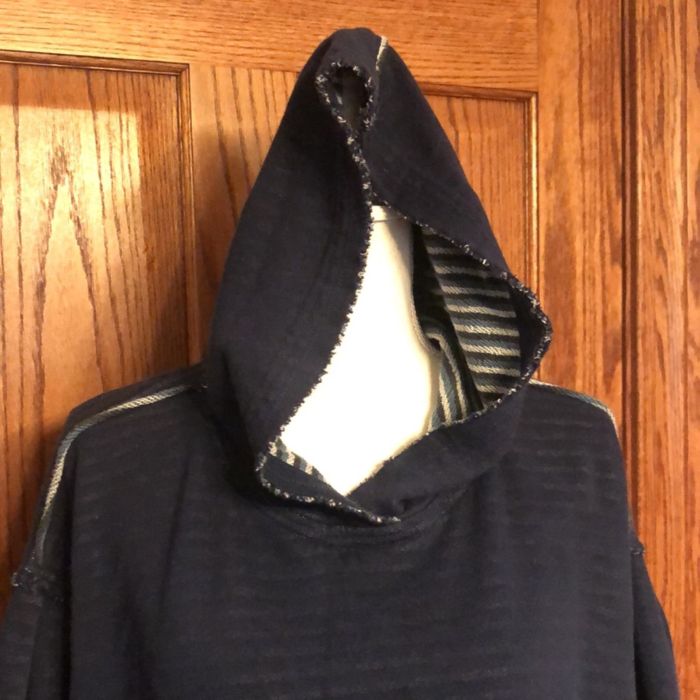 NEW LISTING!! Free People FP Movement  Crop Hoodie - Picture 9 of 11